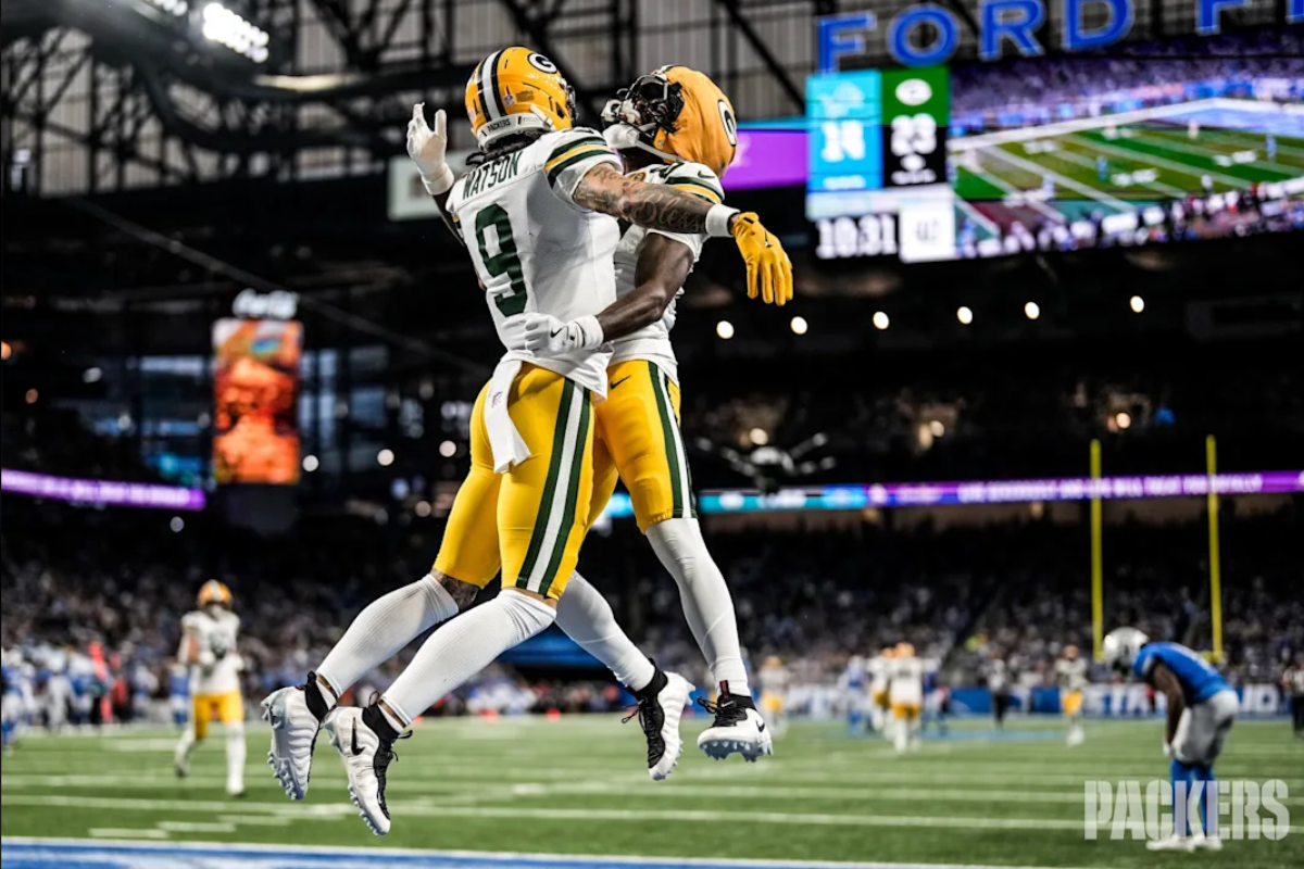 Em um dos confrontos mais tradicionais da NFL no feriado de Ação de Graças, o Green Bay Packers (8-3-1) superou o Detroit Lions (7-5) em uma batalha de pontuações no Ford Field